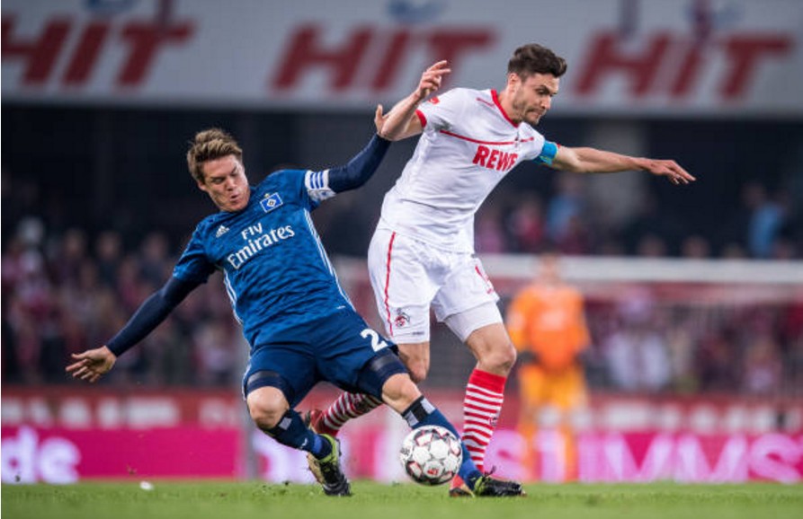 汉堡队客场逆转战胜对手，掀起热潮