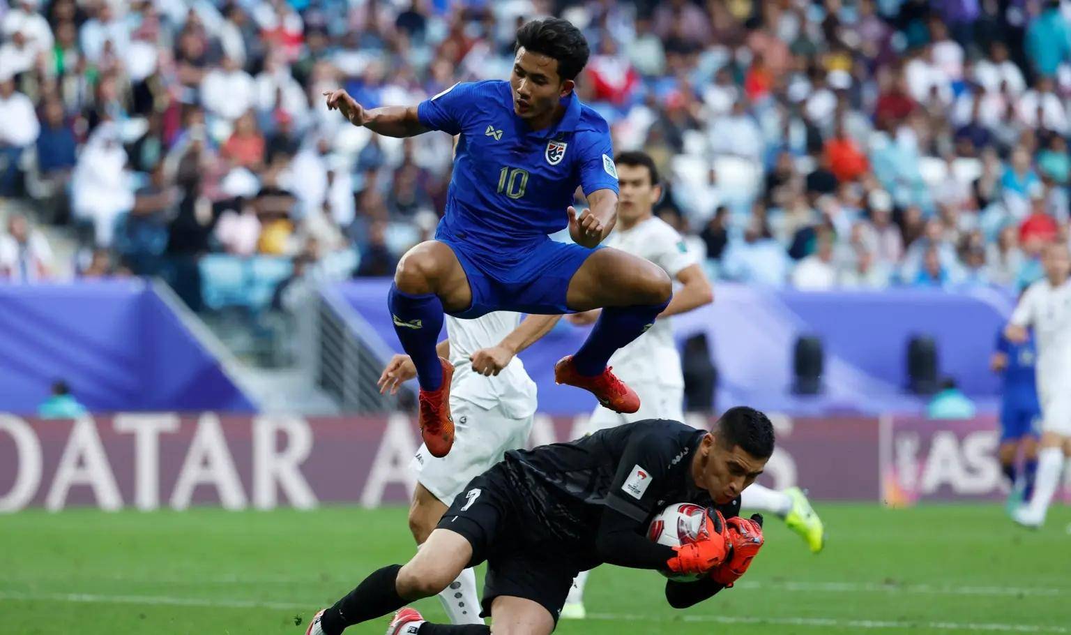 泰国队胜利夺冠，表现十分抢眼