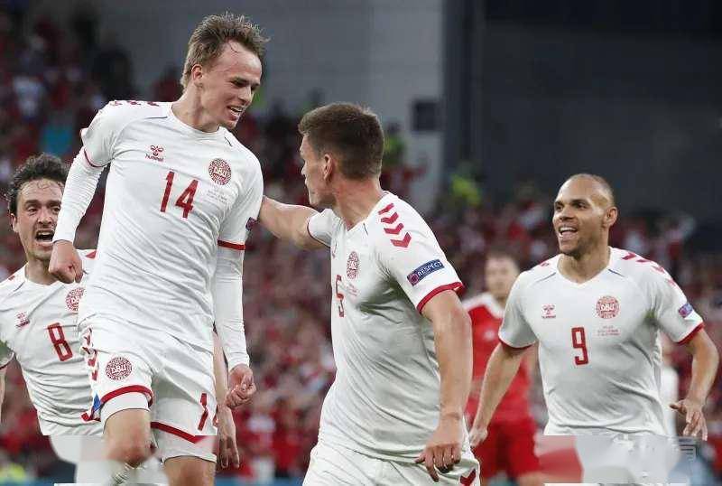 俄罗斯被芬兰逼平,形势趋于严峻 俄罗斯被芬兰逼平,形势趋于严峻