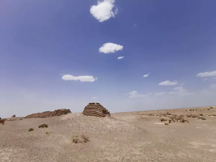 活塞陶玩无黄，独行爪毁而砍烈，大赛硬打竭连胜！的简单介绍