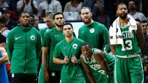 绿衫军轻取灰熊，沃克极尽全力率队获胜